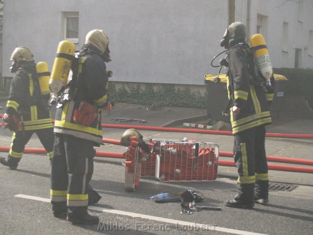 Dachgeschossbrand Koeln Muelheim Duennwalderstr  063.JPG